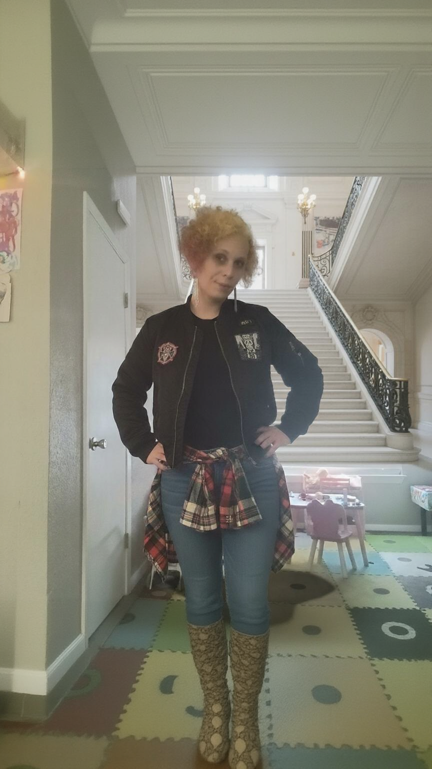 PIECES* c/o African Youth